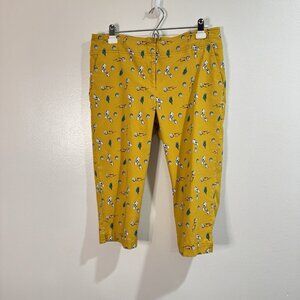 Izod Golf Capri Pants Womens 12 Mustard Yellow Graphic Tee Ball Hat Stretch